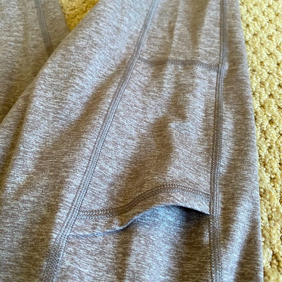 Aerie tan leggings - Picture 3 of 4